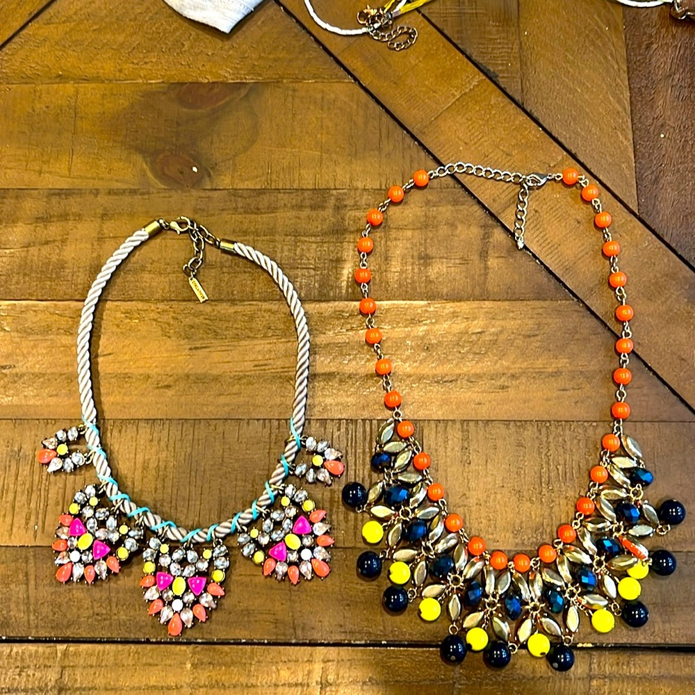 Necklaces, bundle of 2